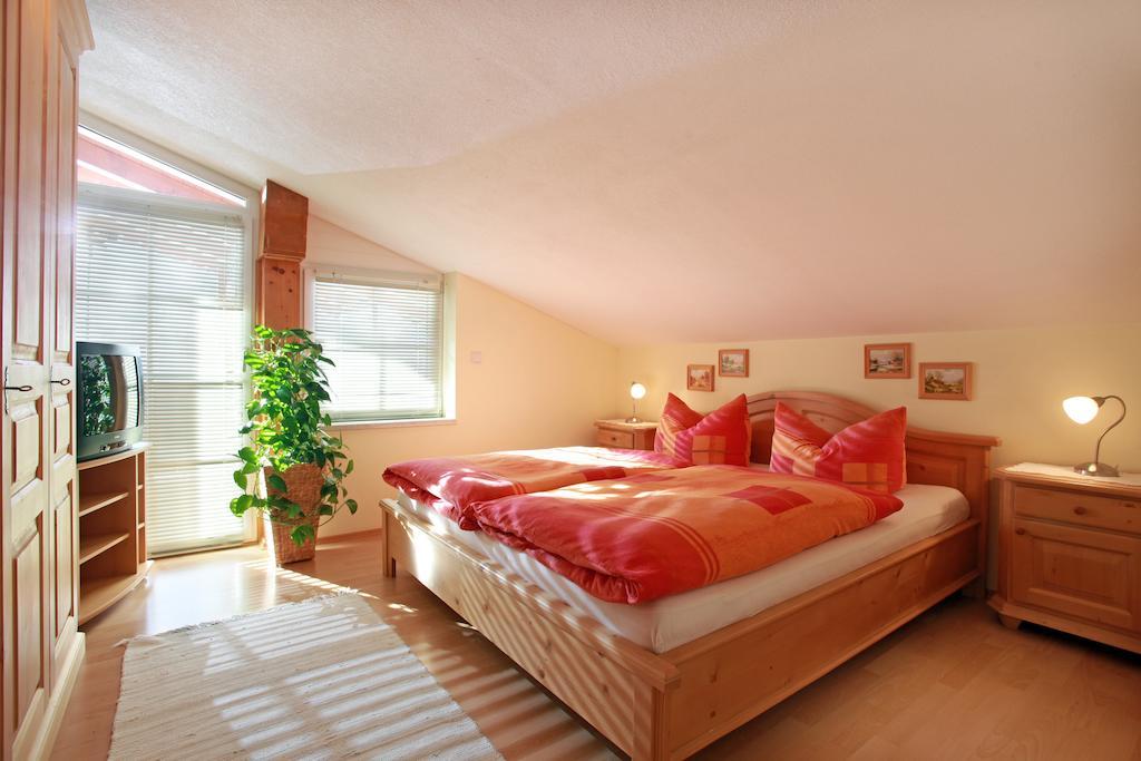 Appartement Irmgard Brixen im Thale Szoba fotó